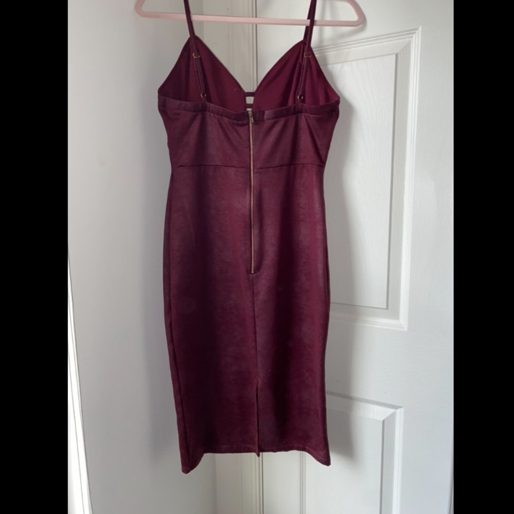 Dress - Picture 3 of 4